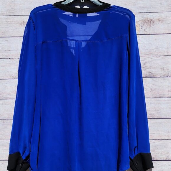 A.N.A. Women's 1X Sheer Electric Blue Blouse - Picture 3 of 3